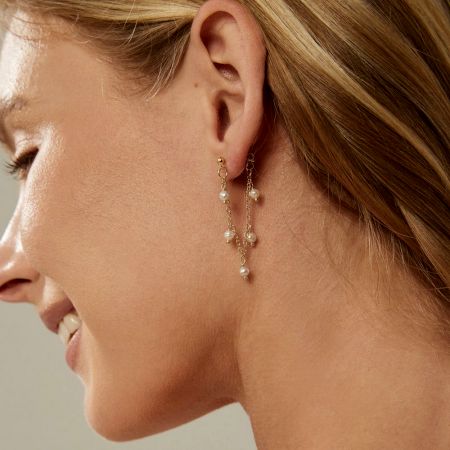 Delicate Gold Chain Earrings with Tiny Freshwater Pearls